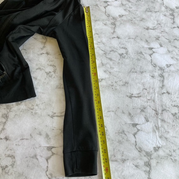 Puma jacket black size S - Picture 6 of 9